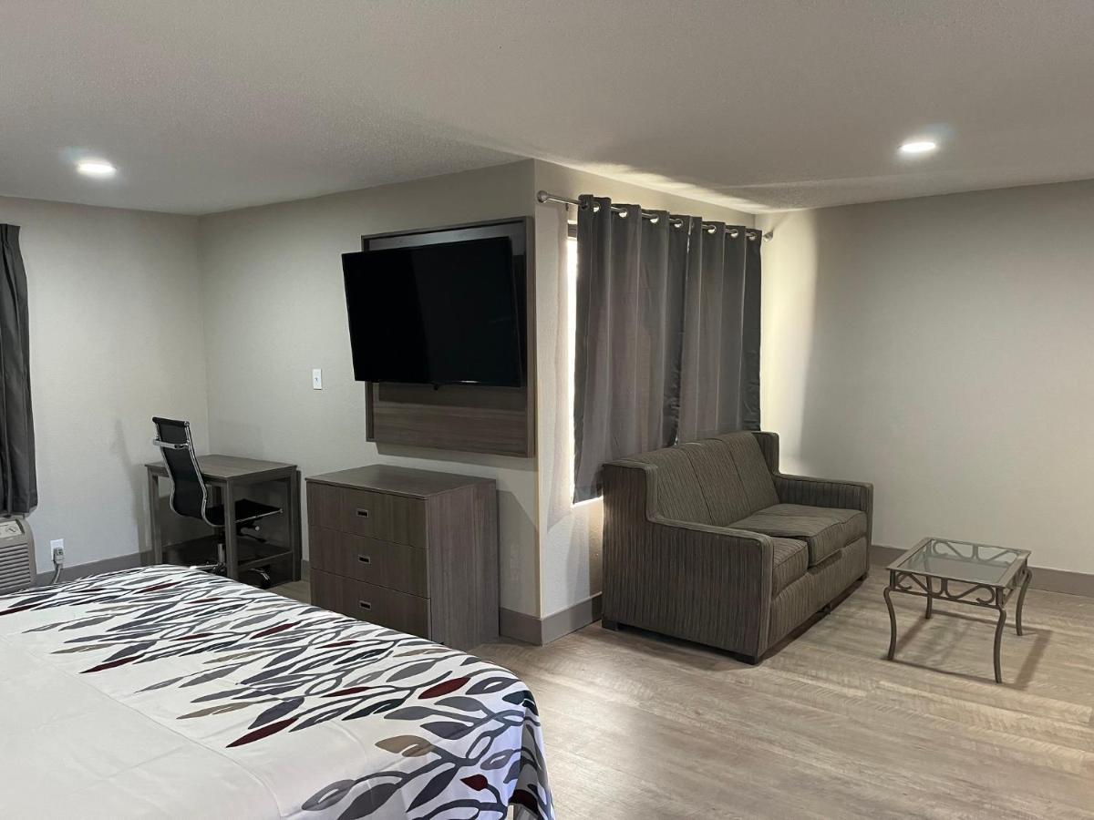 Red Roof Inn & Suites Newport News Luaran gambar
