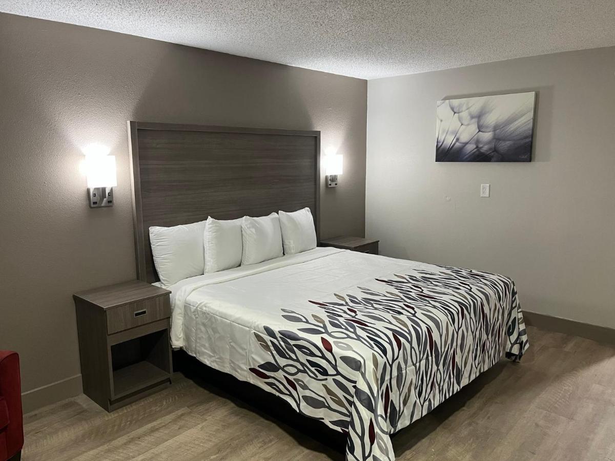 Red Roof Inn & Suites Newport News Luaran gambar