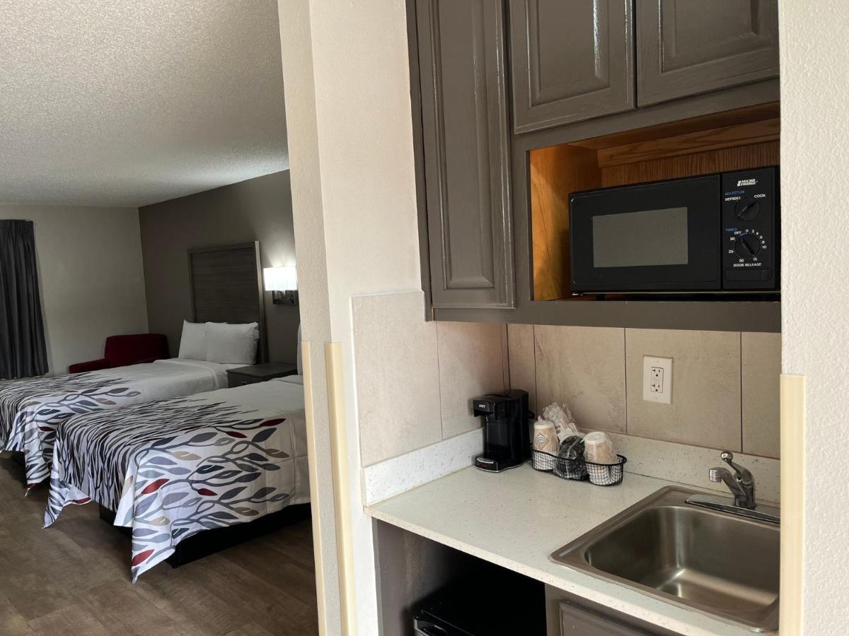 Red Roof Inn & Suites Newport News Luaran gambar