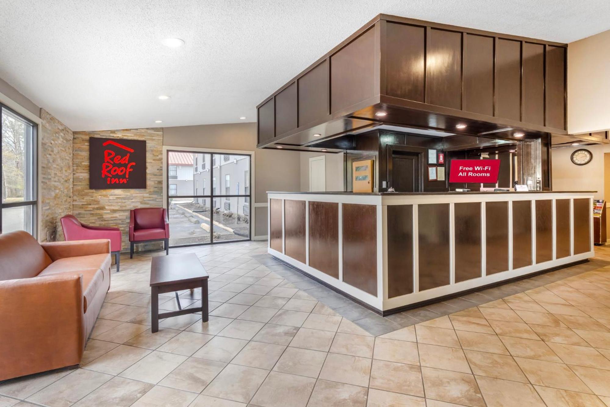 Red Roof Inn & Suites Newport News Luaran gambar